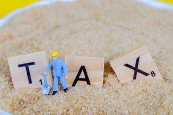 Plastic e sugar tax, cosa ne pensano gli italiani Plastic e sugar tax, cosa ne pensano gli italiani